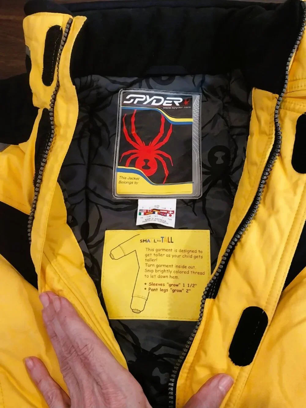 Kids Youth Spyder Snowsuit Yellow Black Size 7 Growing Size One Piece Coveralls.